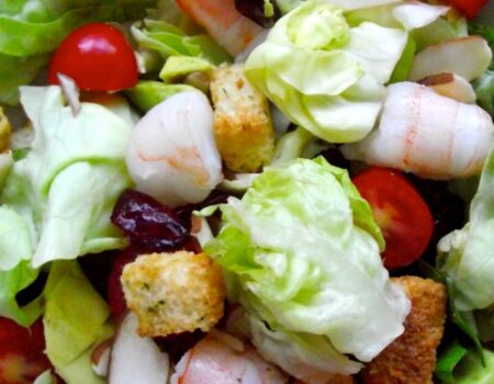 1140-avocado-and-shrimp-summer-salad-1445099779