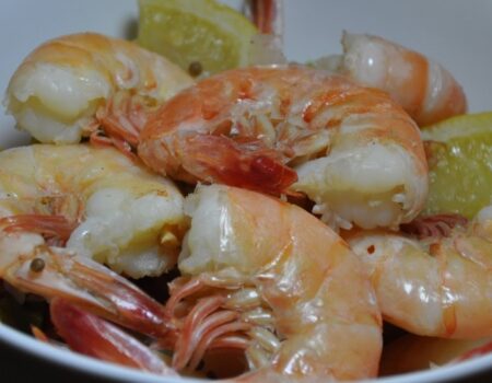 1815-asian-shrimp-boil-with-dipping-sauce