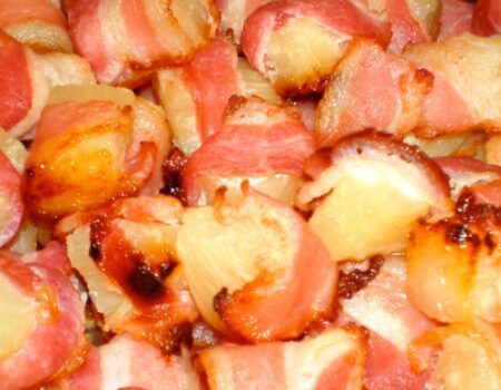 1159-bacon-wrapped-pineapple-1445100280