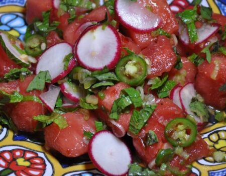 1164-thai-style-radish-and-watermelon-salad-with-sizzling-ginger-lemongrass-tofu-1441662014